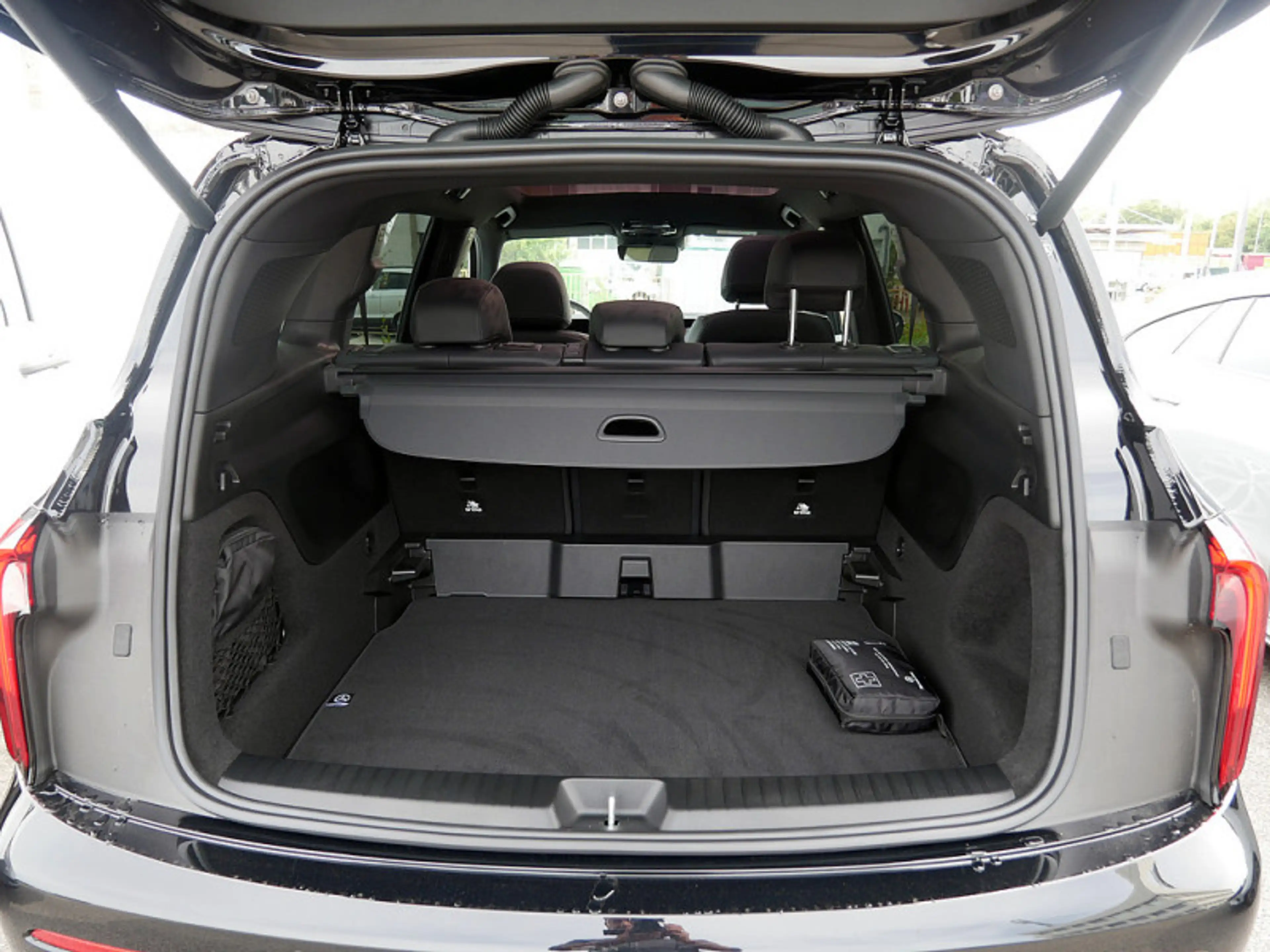Mercedes-Benz GLB 250 + mit EQ Technologie PROGRESSIVE MEMO AHK — photo 13