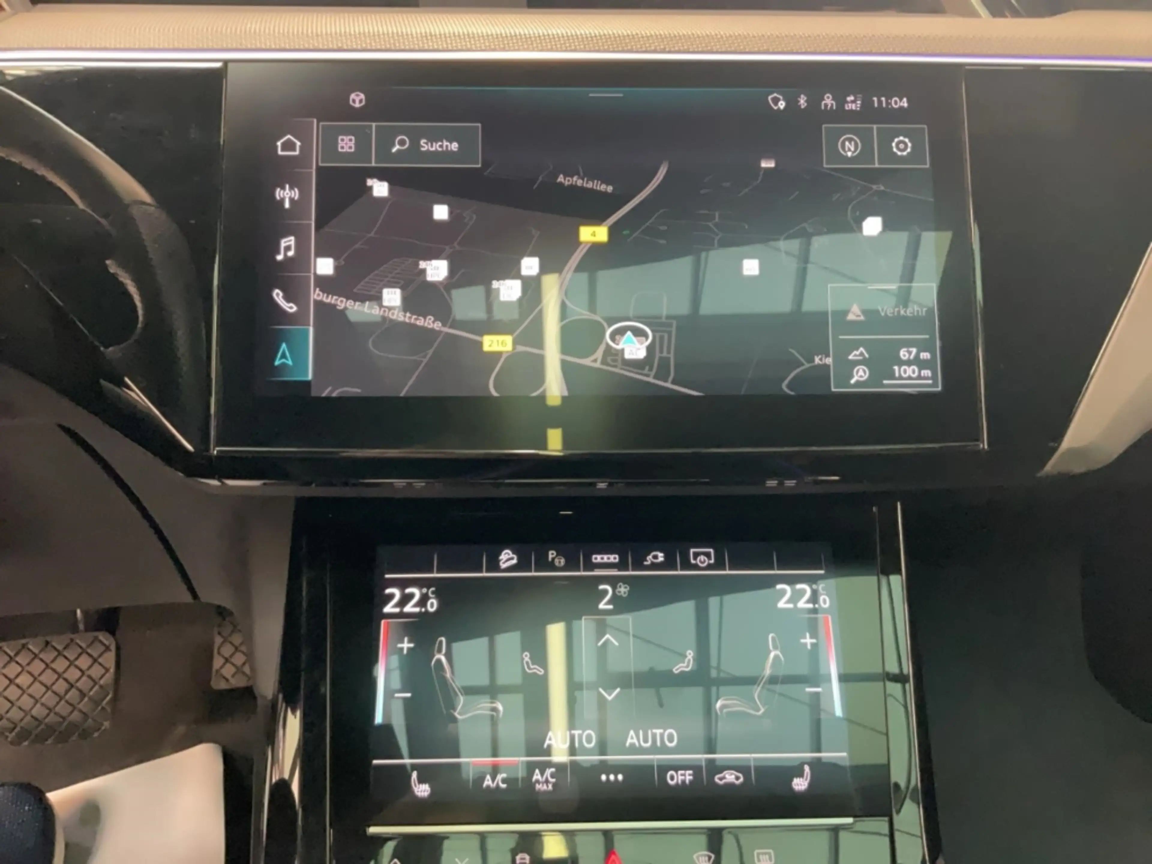 Audi e-tron 50 quattro S line Black Edition Alu LED AHK Pano K — photo 15