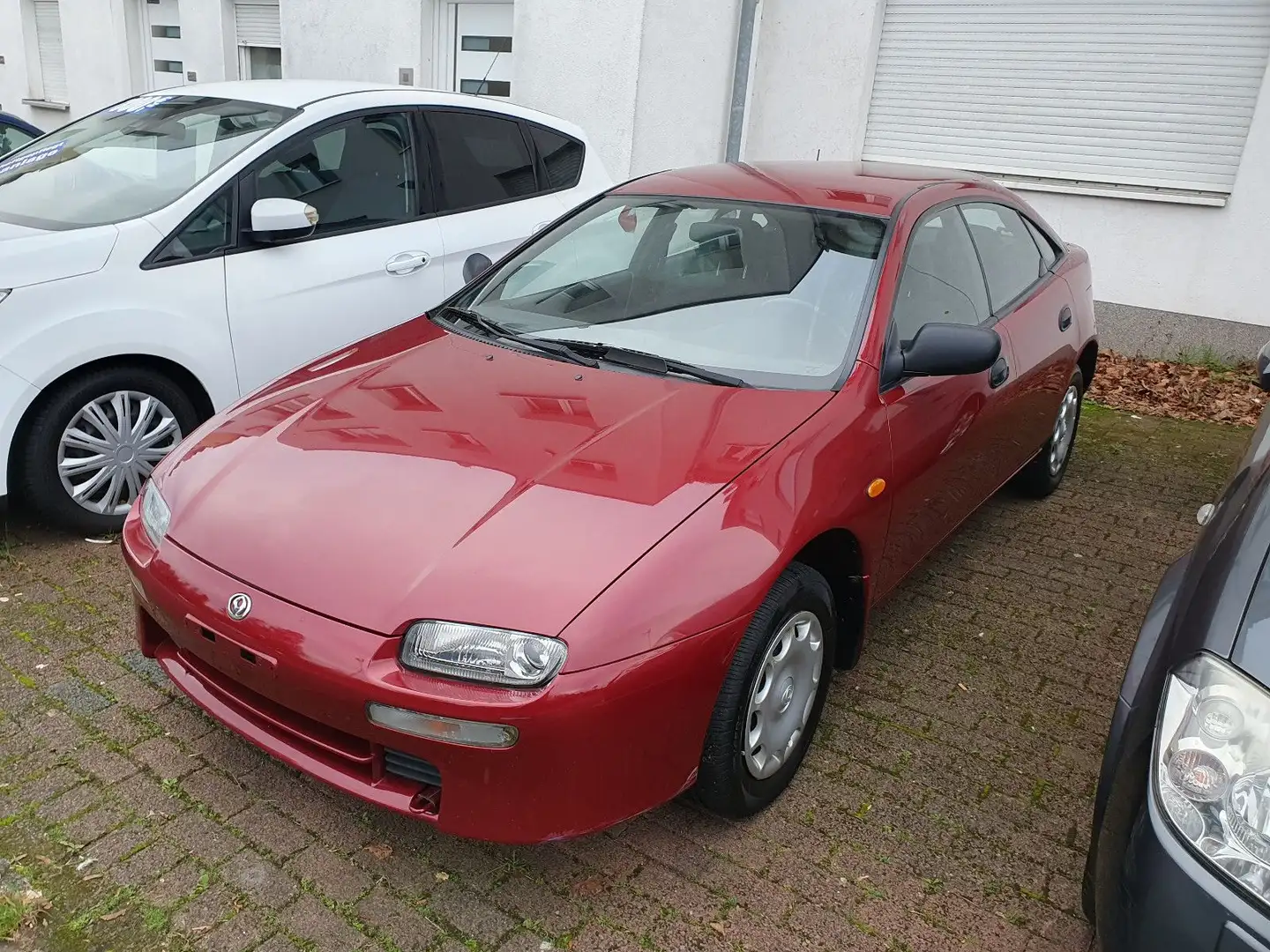 Mazda 323 F - 160.000 Km - Tüv 06/ 2028 Rot - 2