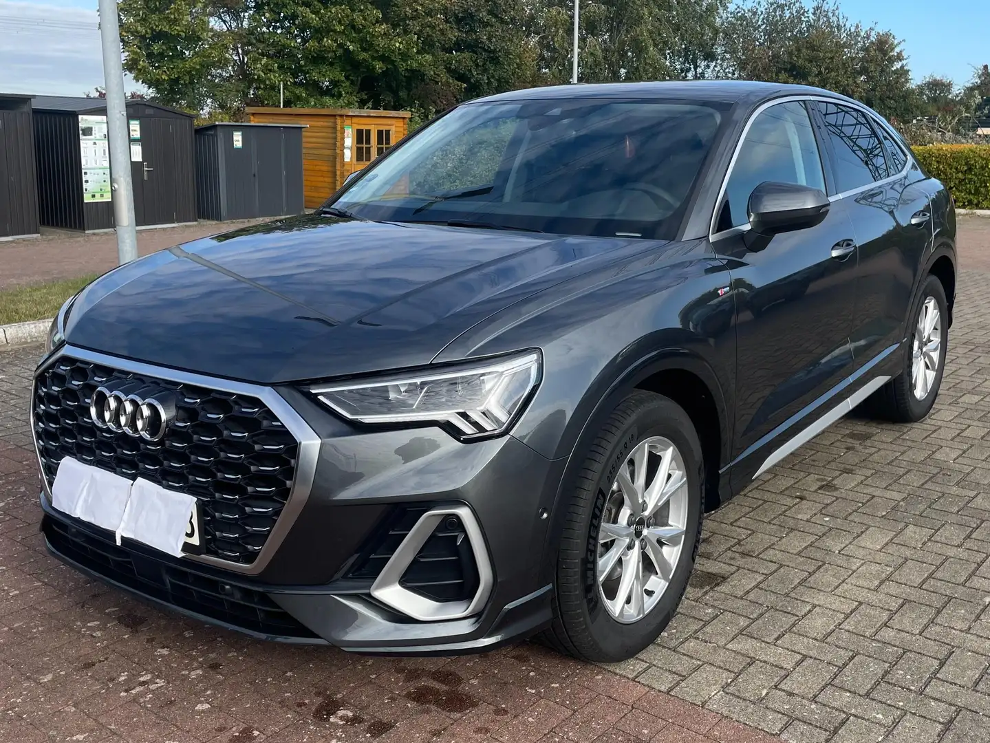 Audi Q3 Q3 35 TFSI Sportback S line Grau - 2