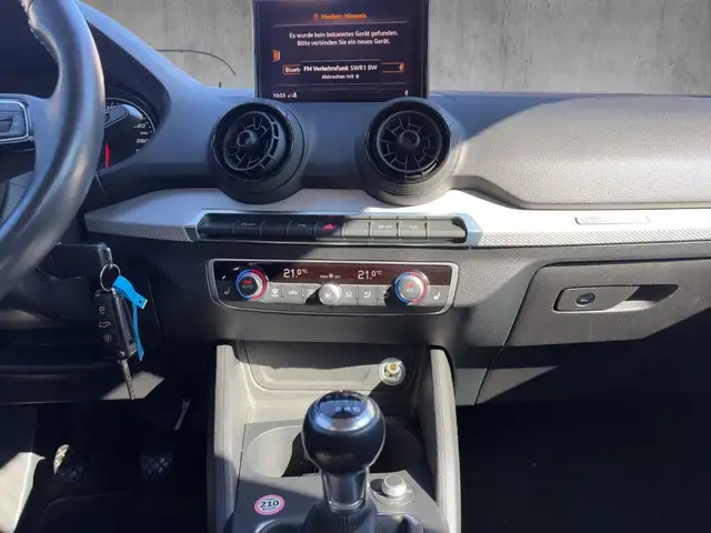 Audi Q2 view 14