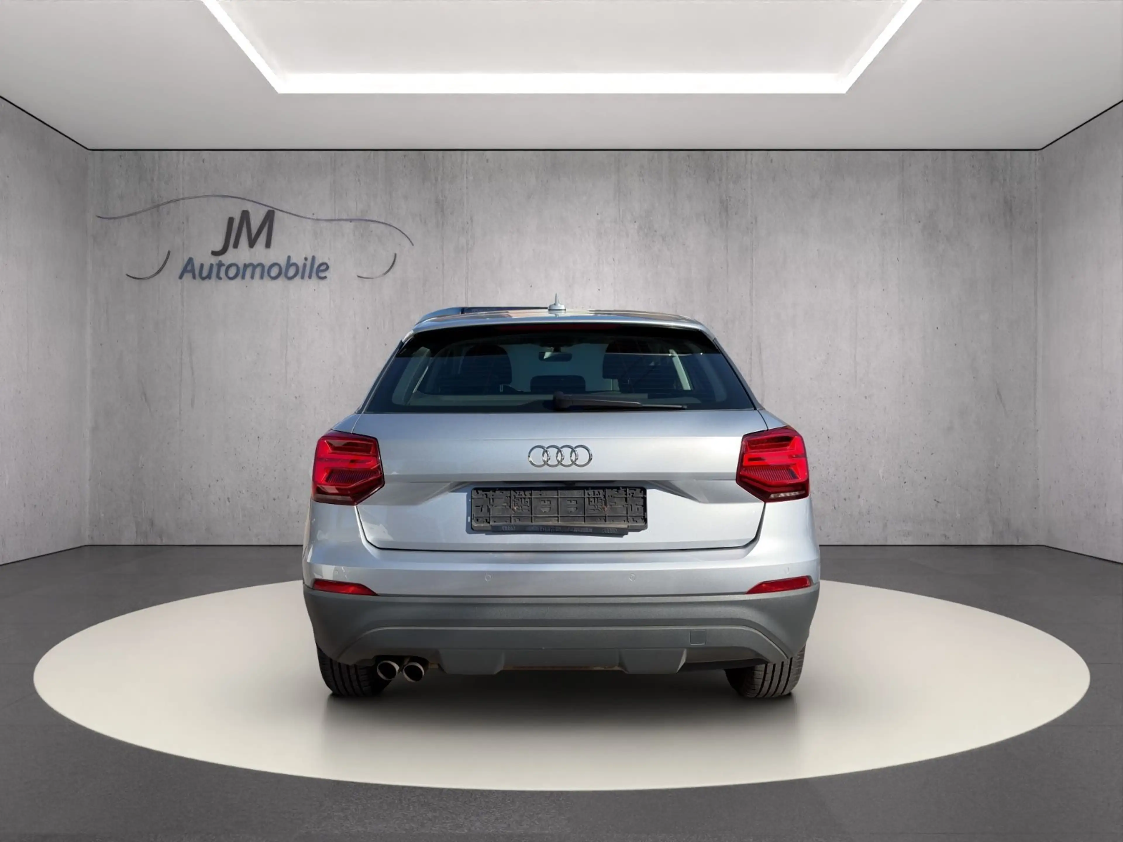 Audi Q2 Klima Kamera LED — photo 6