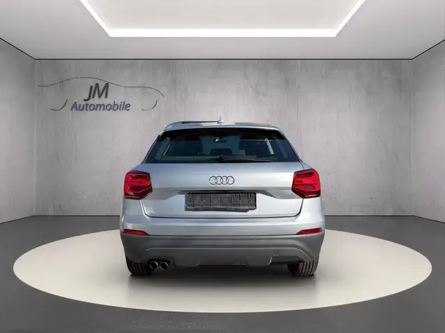 Audi Q2 view 6