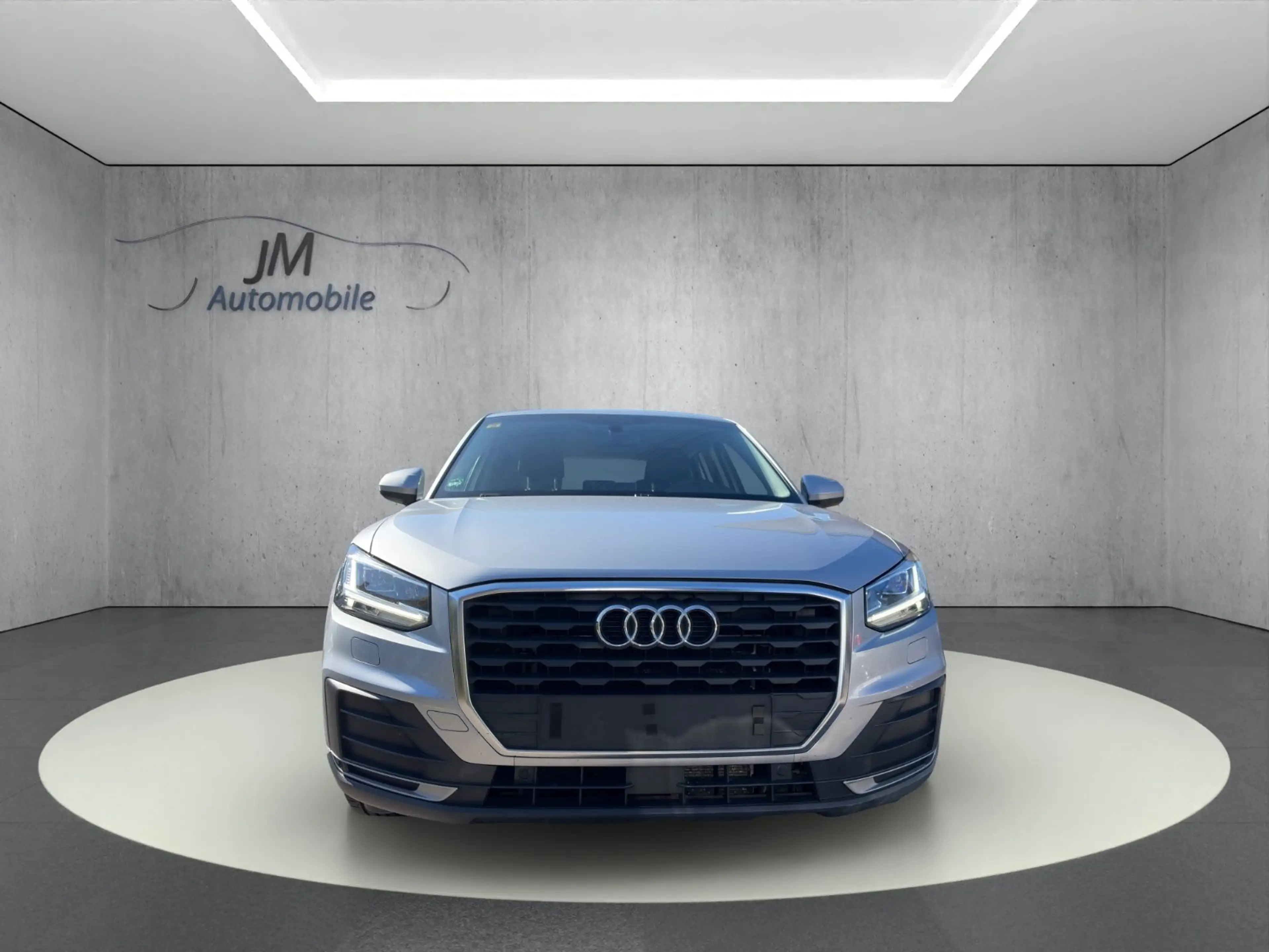 Audi Q2 Klima Kamera LED — photo 2