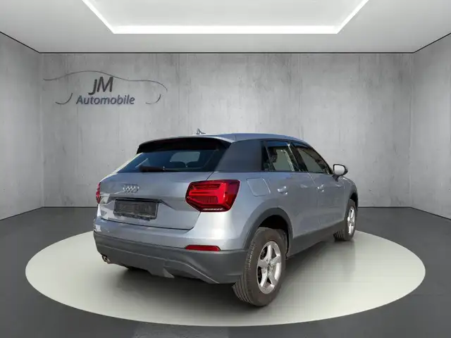 Audi Q2 view 7