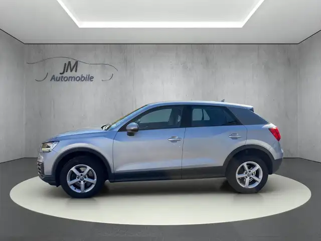 Audi Q2 view 4