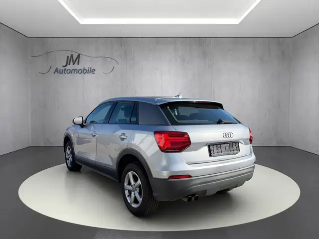 Audi Q2 view 5