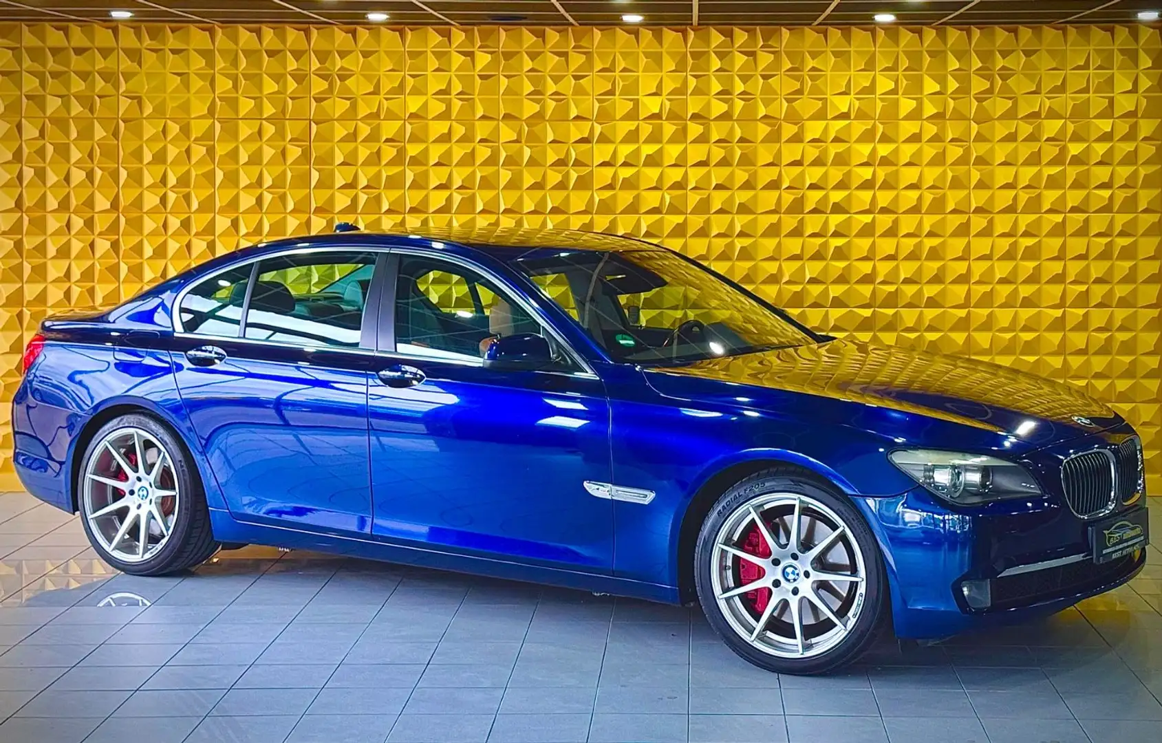 BMW 750 i xDrive*Kamera*SHZ*Bi-Xenon*Standheizung*NAV Bleu - 1