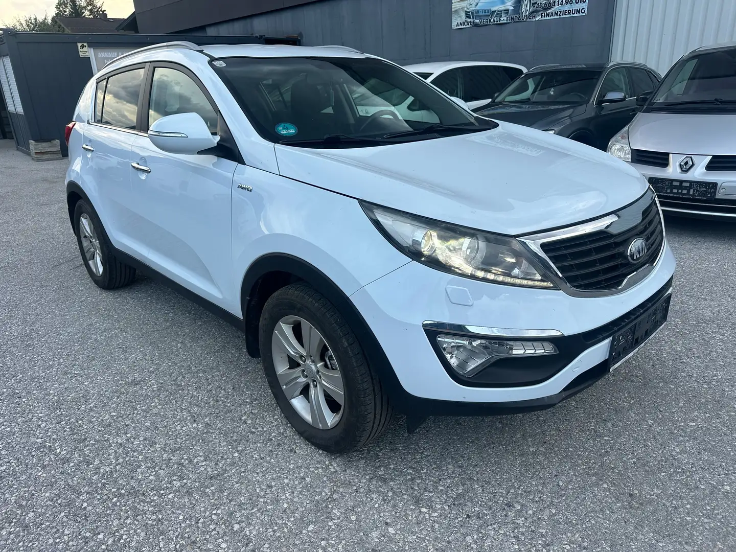 Kia Sportage 2.0 Diesel 4WD Pickerl 1/2027 Weiß - 1