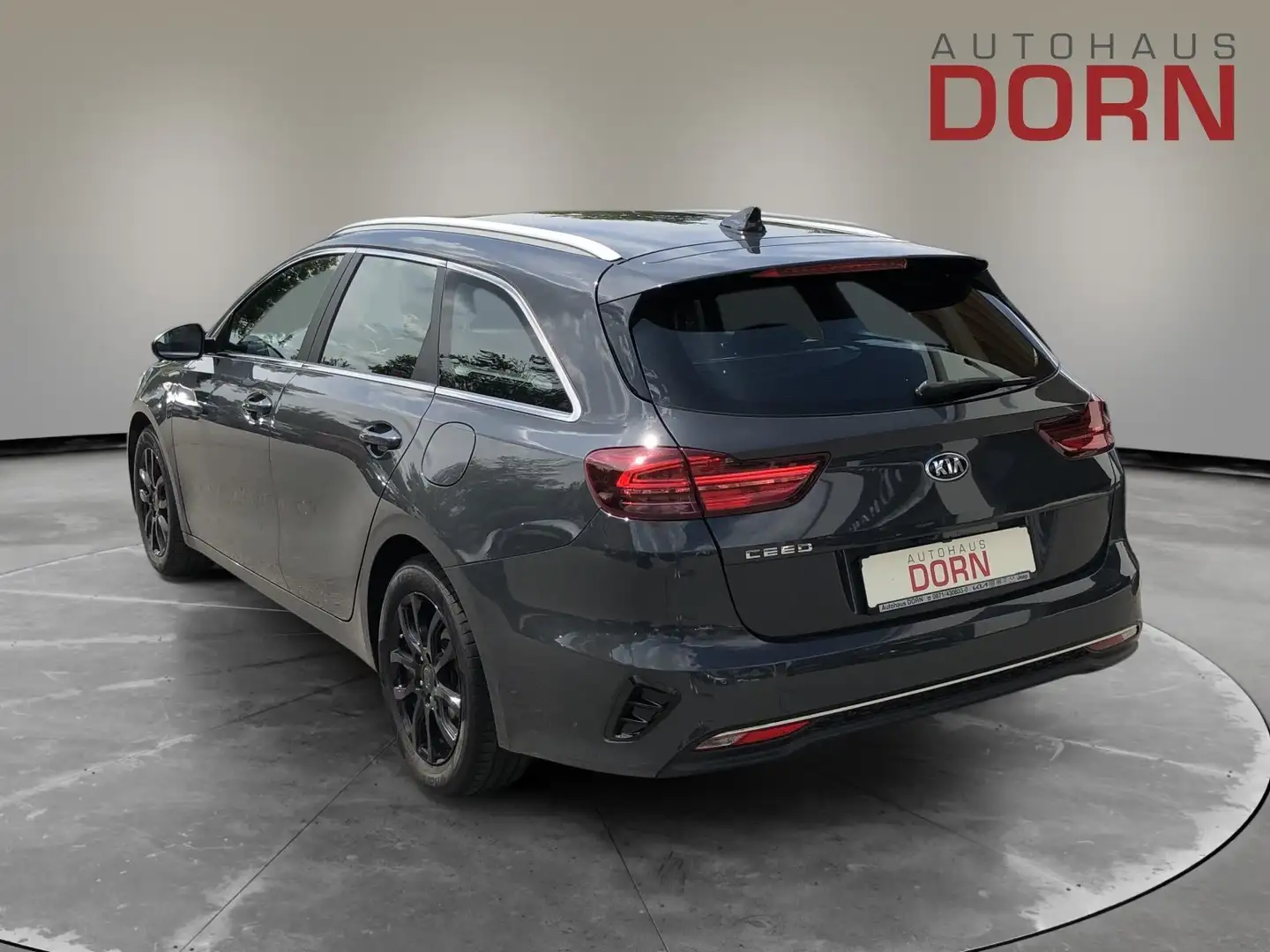 Kia Ceed SW / cee'd SW Vision 1.4T Navigations-/ Komfort-Paket Grau - 2