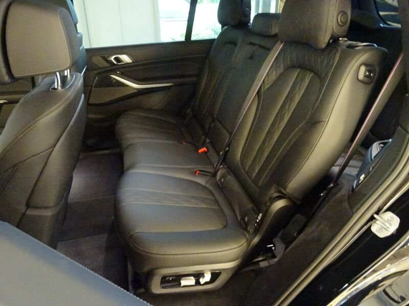 BMW X7 xDrive40d M Sport **Verfügbar ab 03/2027** — photo 6