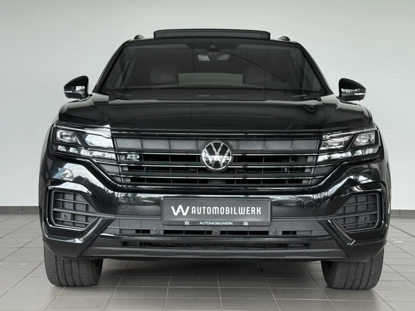 Volkswagen Touareg R-Line 4Motion PANO|LUFT|STHZ| AHK| 360° Negro - 2