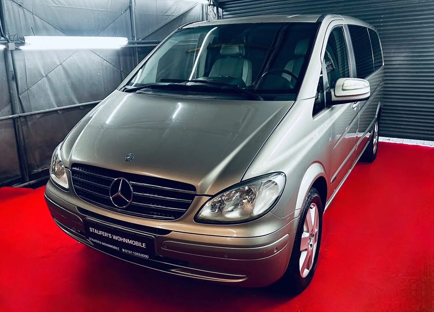 Mercedes-Benz Viano 2.2 CDI lang TÜV + SERVICE NEU 8 Sitzer srebrna - 1