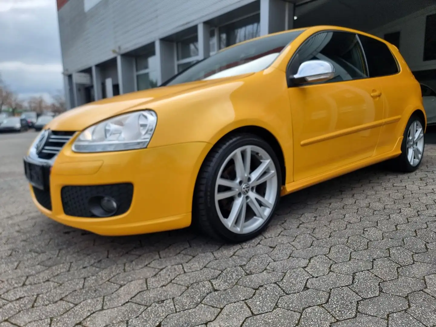Volkswagen Golf V  Yellow Speed Nr.30/100  Super Zustand** Gelb - 1