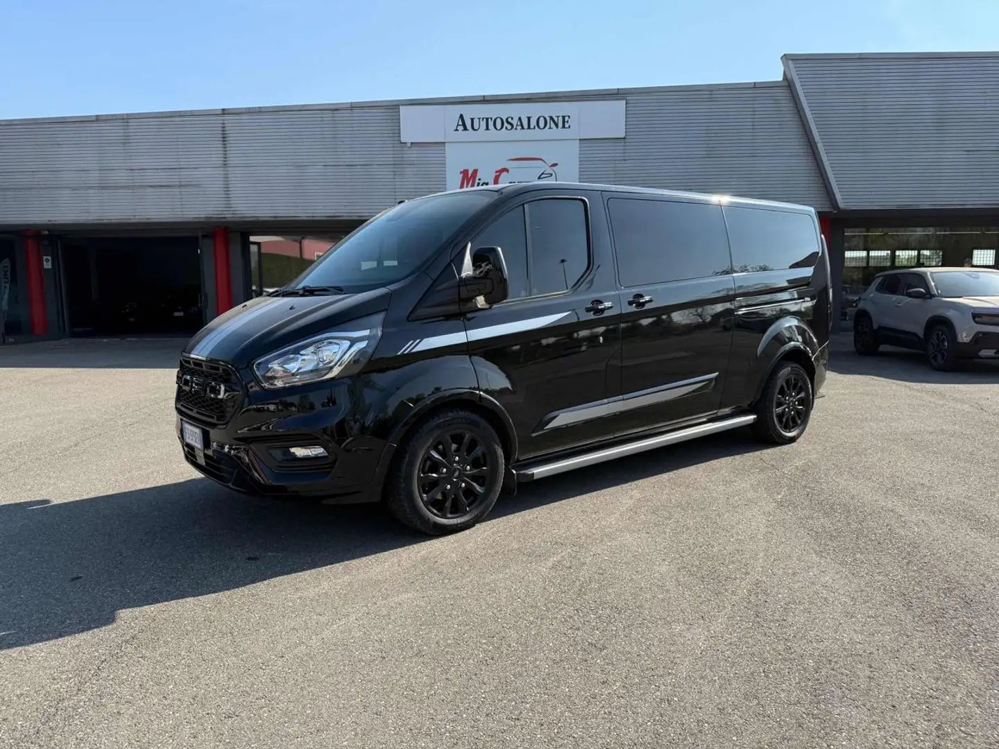 Ford Tourneo Custom 310 2.0 TDCi 130CV PL Titanium GANCIO TRAINO Černá - 1