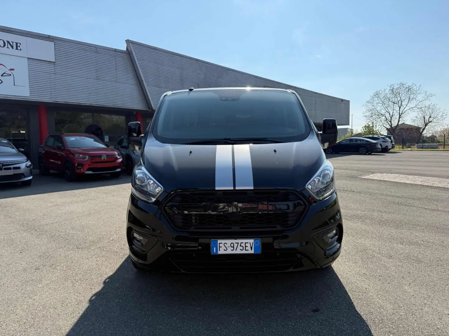 Ford Tourneo Custom 310 2.0 TDCi 130CV PL Titanium GANCIO TRAINO Černá - 2