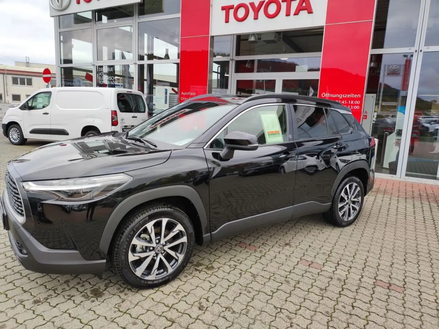 Toyota Corolla Cross Hybrid 2.0 VVT-i Teamplayer* Schwarz - 1