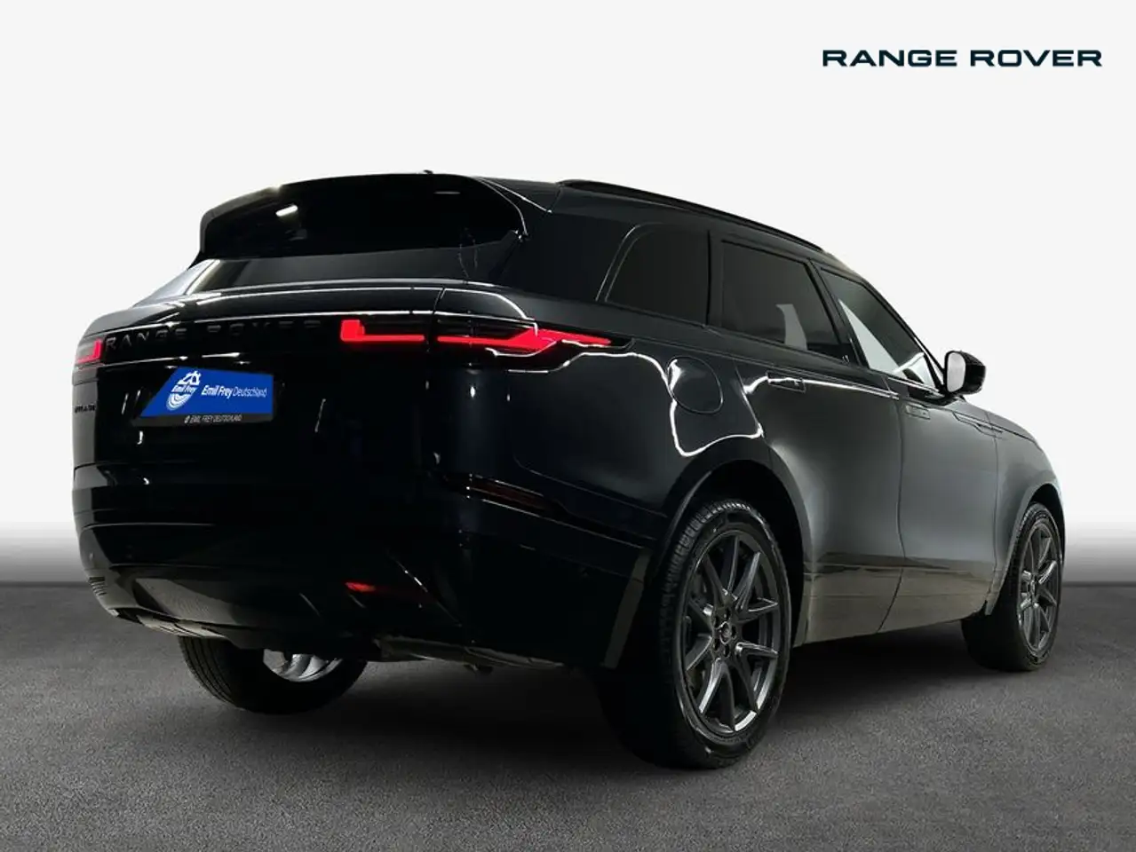 Land Rover Range Rover Velar 2026