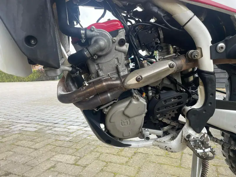 Husqvarna TE 250 - foto 4