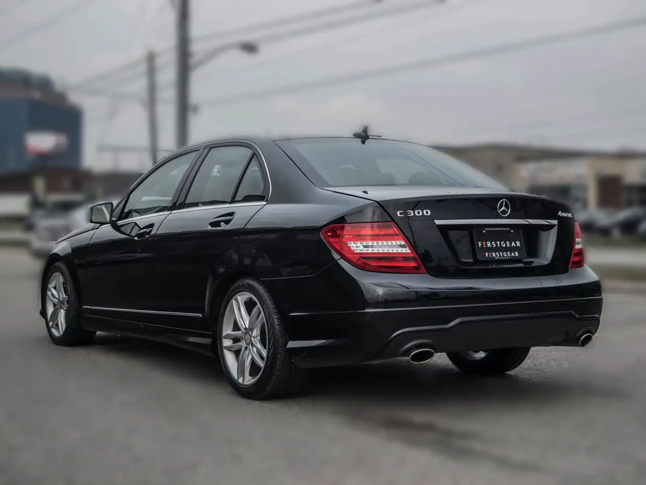 Mercedes-Benz C-Class снимка Mercedes-Benz C-Class
