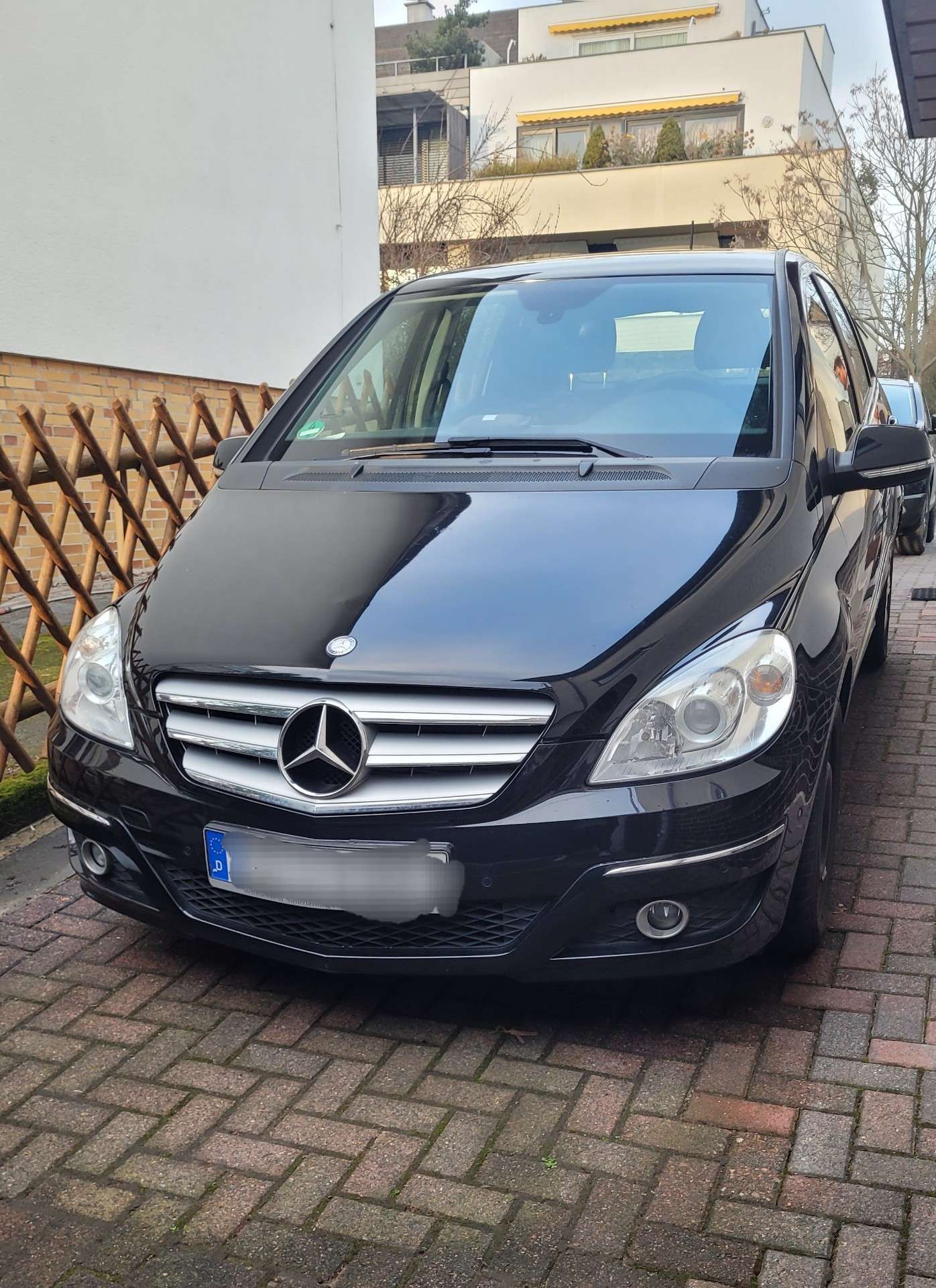Second hand Mercedes Benz 180 
