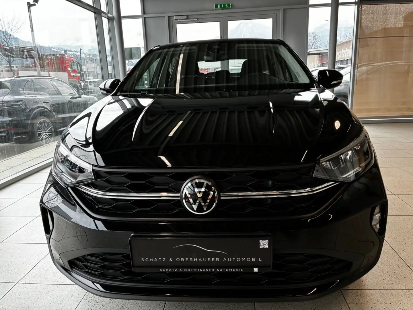 Volkswagen Taigo 1.0 TSI 4Me Schwarz - 2