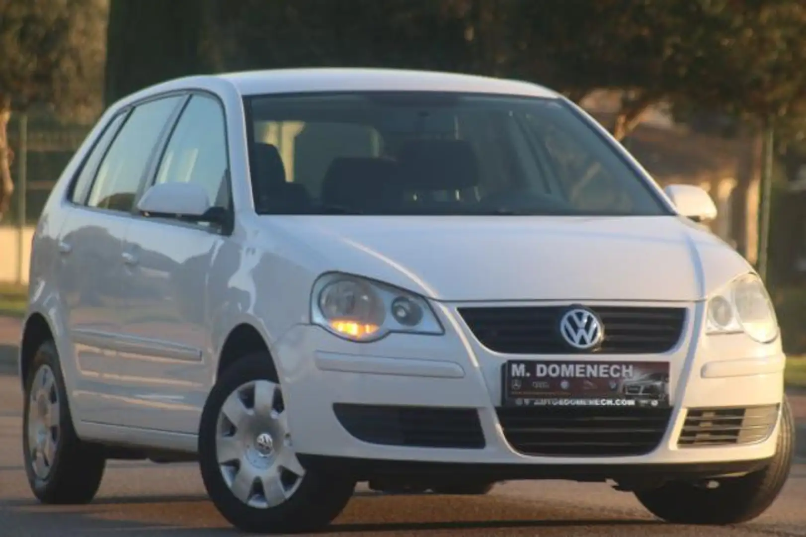 Volkswagen Polo 1.4/80CV 16V 5p. Sportline Bianco - 1