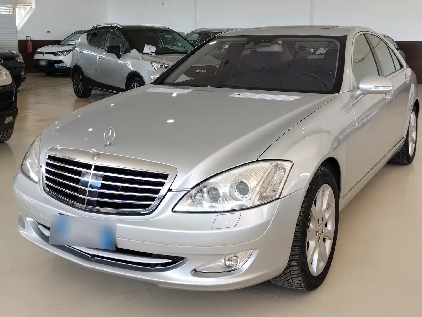 Mercedes-Benz S 500 Avantgarde 4matic auto Stříbrná - 1