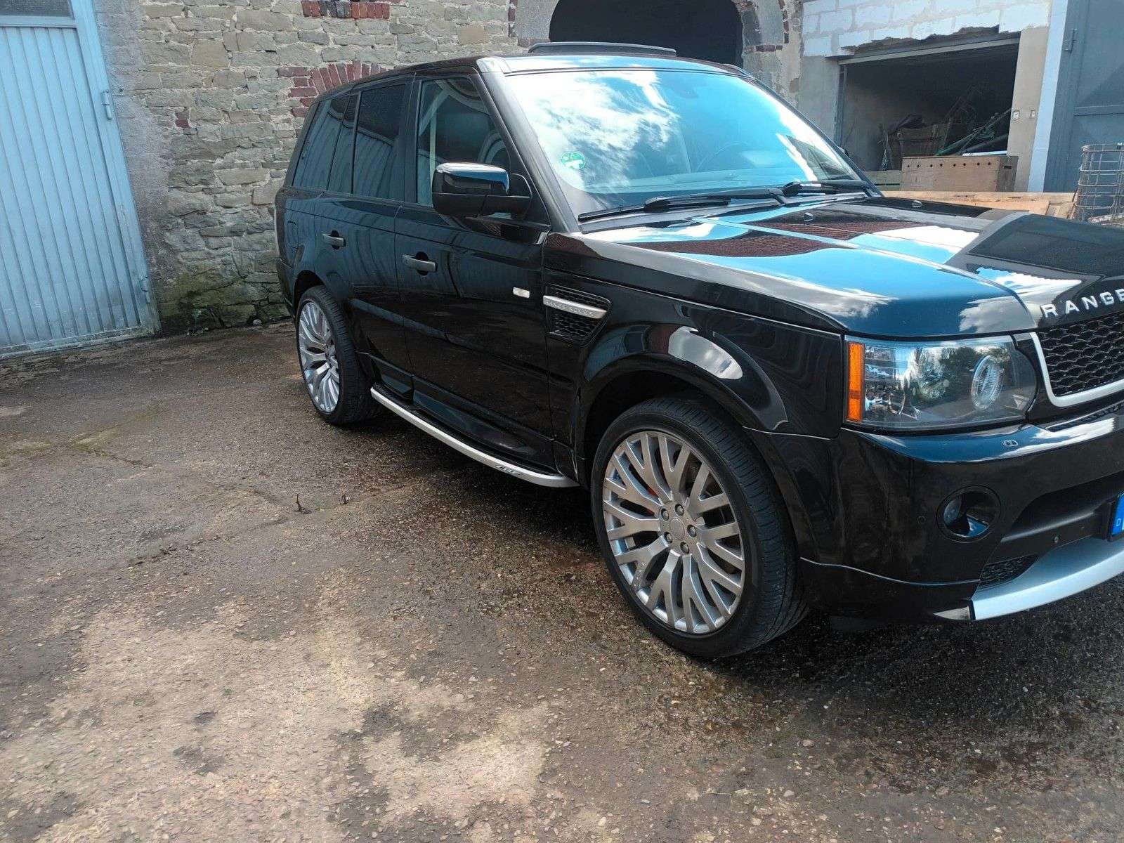 Second hand Land Rover Range Rover Sport 3.0