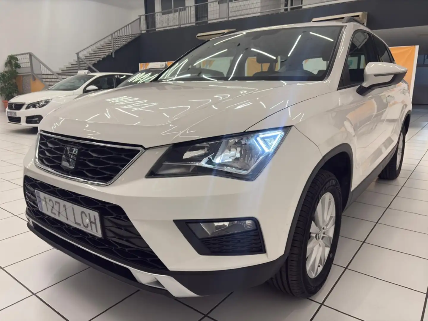 SEAT Ateca 1.6TDI CR S&S Ecomotive Reference Blanco - 2