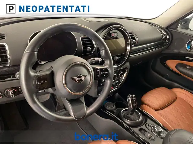 Mini Cooper Cooper view 15