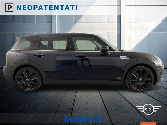 Mini Cooper Cooper view 5