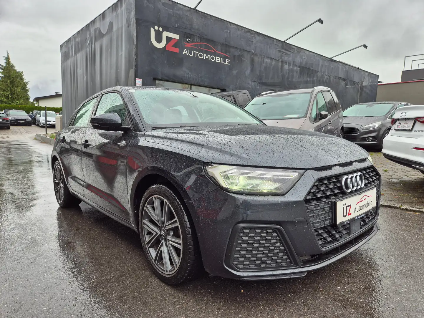 Audi A1 *** AUTOMATIK *** 1. Besitz *** 30 TFSI basis Grau - 1