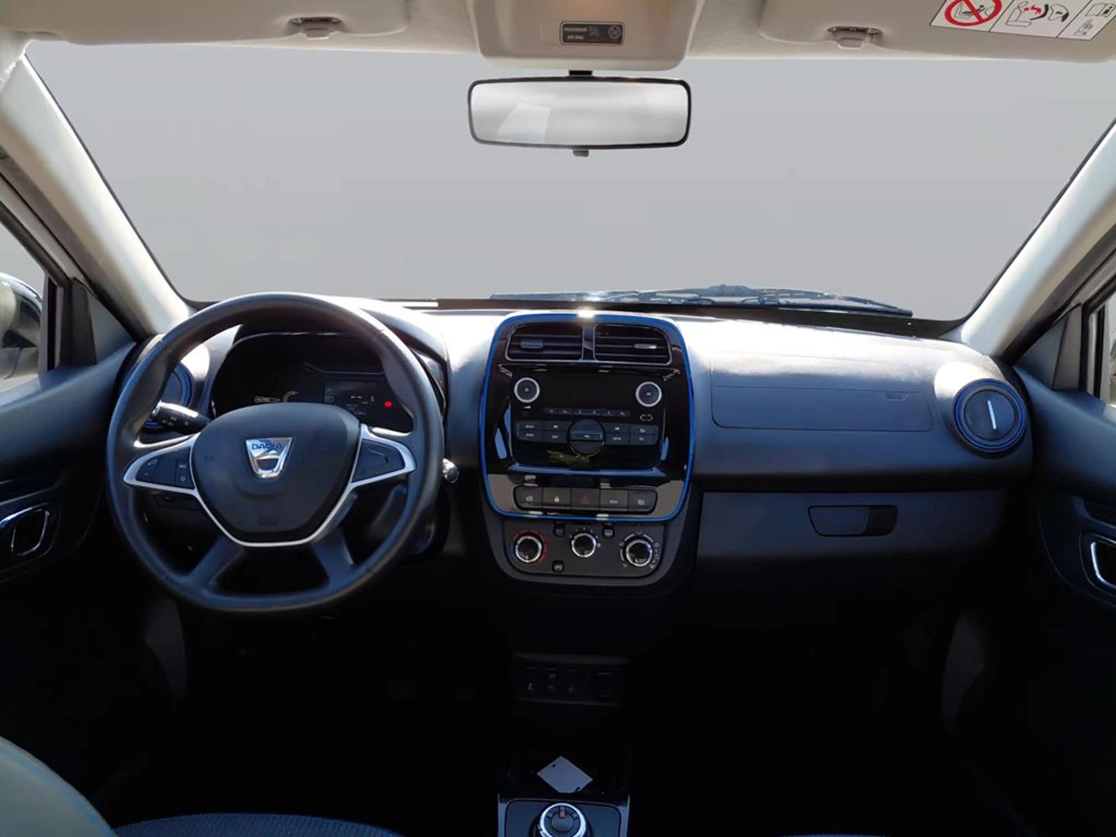 Dacia Spring Electric 45 Comfort — photo 12