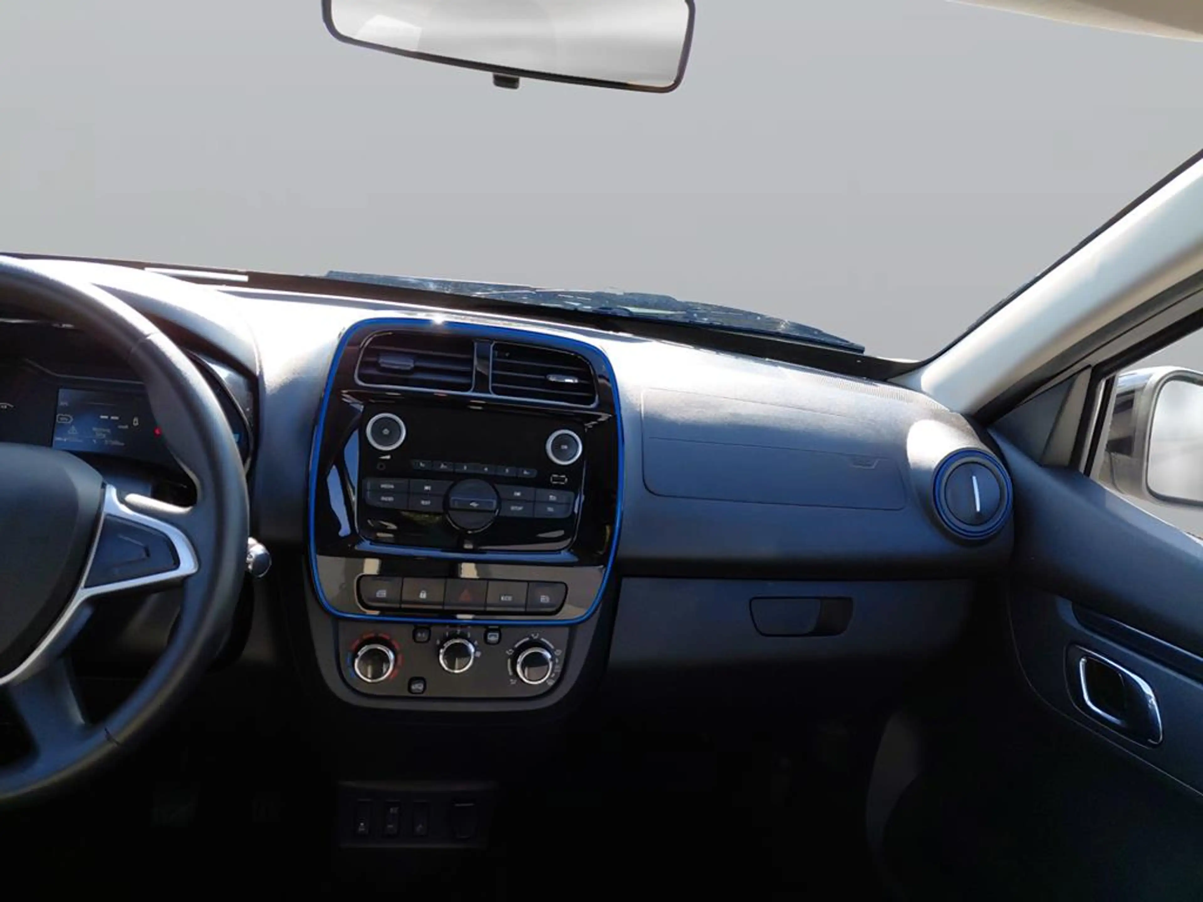 Dacia Spring Electric 45 Comfort — photo 14