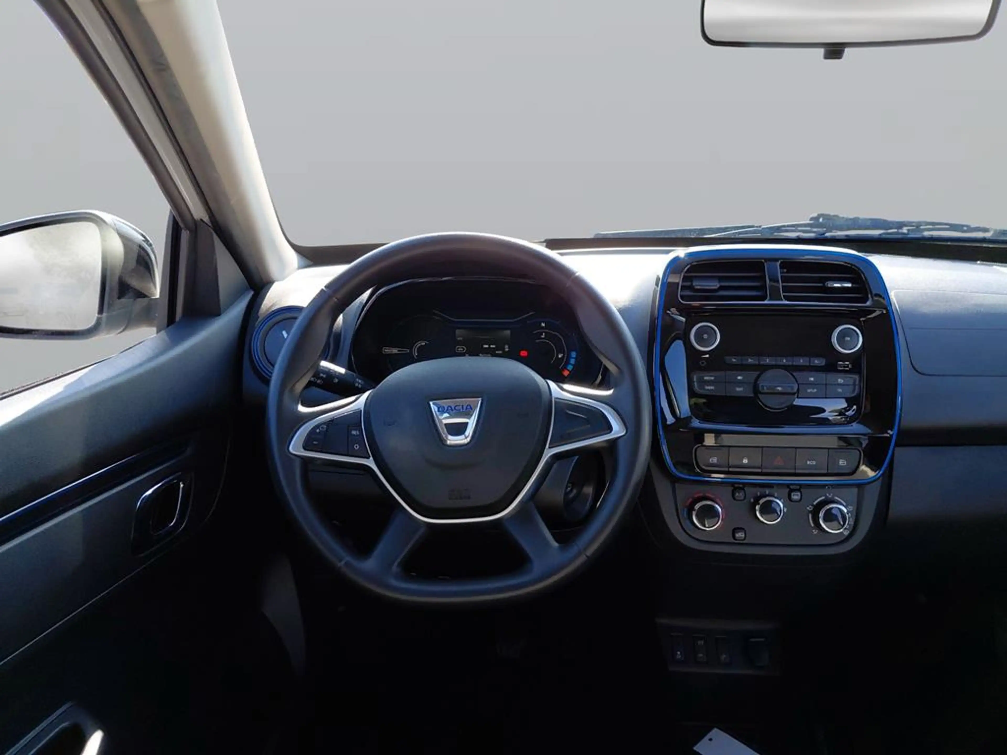 Dacia Spring Electric 45 Comfort — photo 15