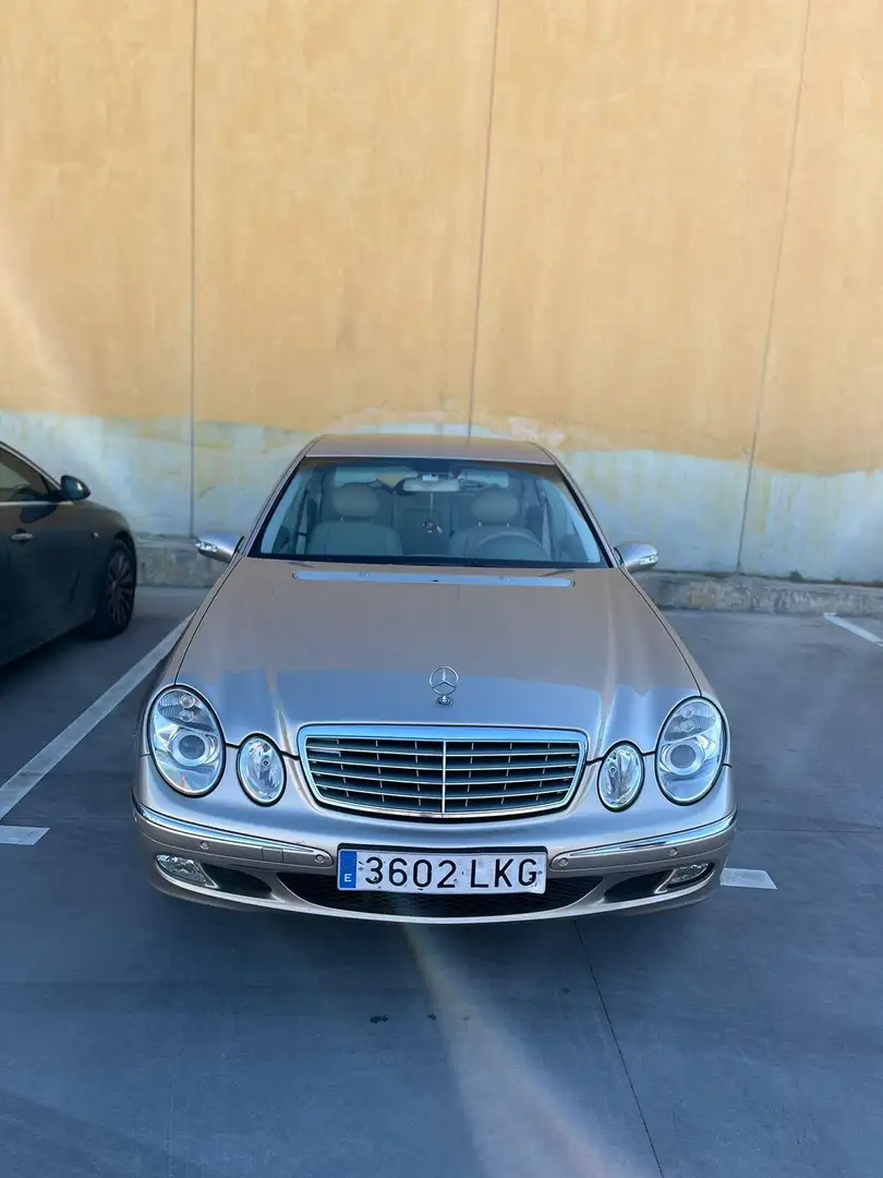 Mercedes-Benz E 200 200CDI Avantgarde Aut. - 2