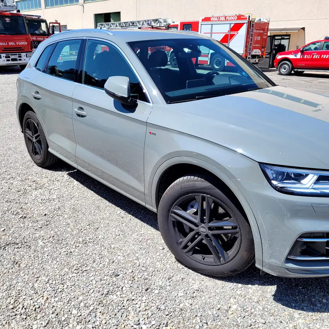 Audi Q5 Q5 II 2017 40 2.0 tdi S line Plus quattro 190cv Grigio - 2