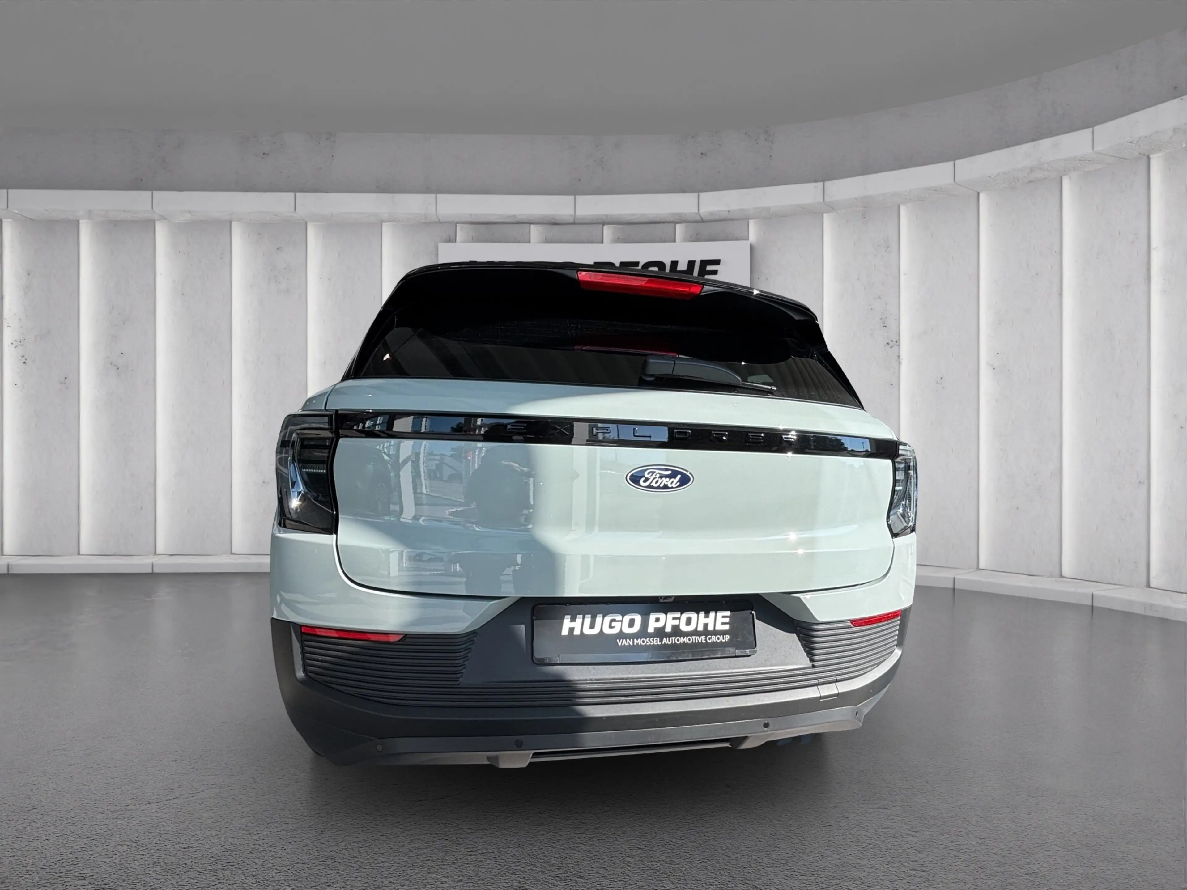 Ford Explorer Collection Dualmotor Extended R. 77kWh AWD Collect — photo 3