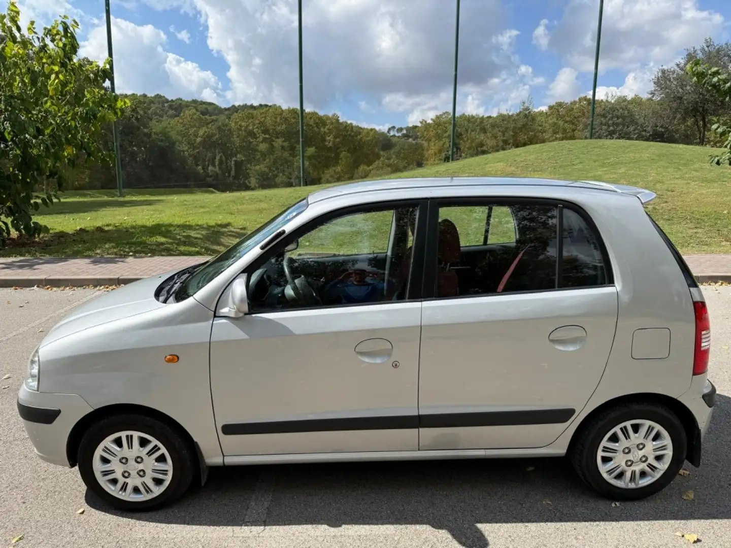 Hyundai Atos Prime 1.1 GLS Aut. Gris - 2