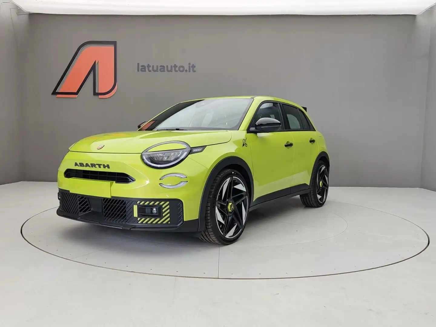 Abarth 600e 600E ABARTH 54KW 240CV TURISMO Szürke - 2