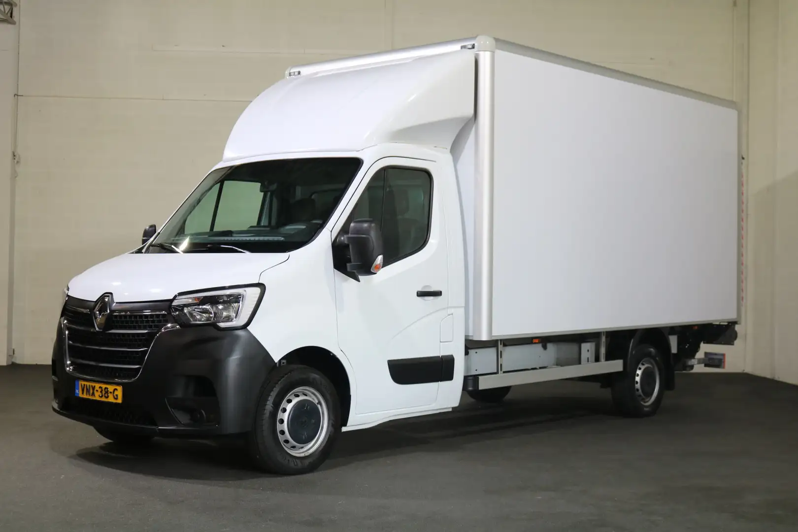 Renault Master 2.3 dCi 145pk Euro 6 Bakwagen met Laadklep (Wordt Weiß - 1