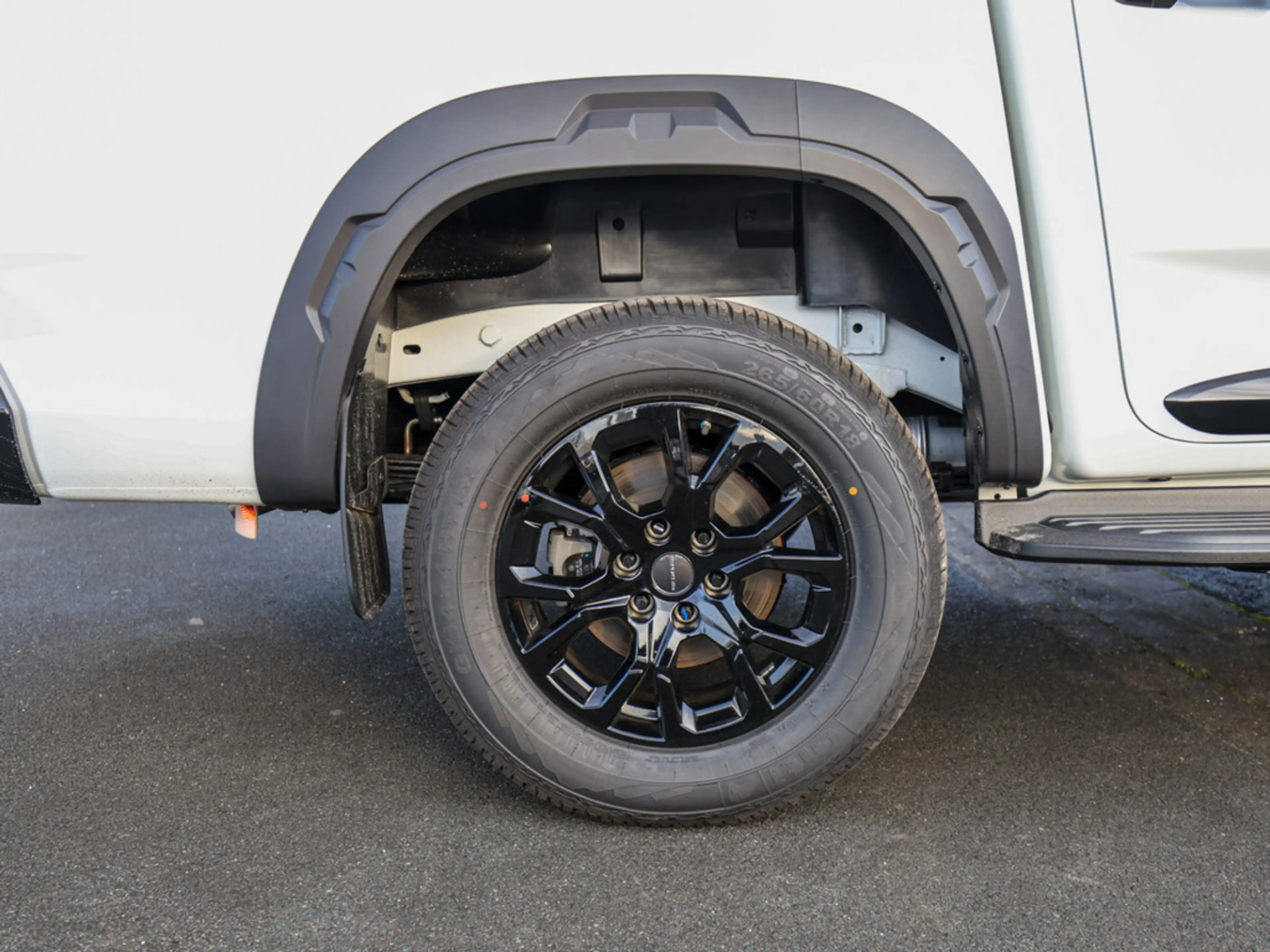 Maxus T60 MAX 4WD Luxury LED Klima Leder 360 ° 3,5t — photo 8