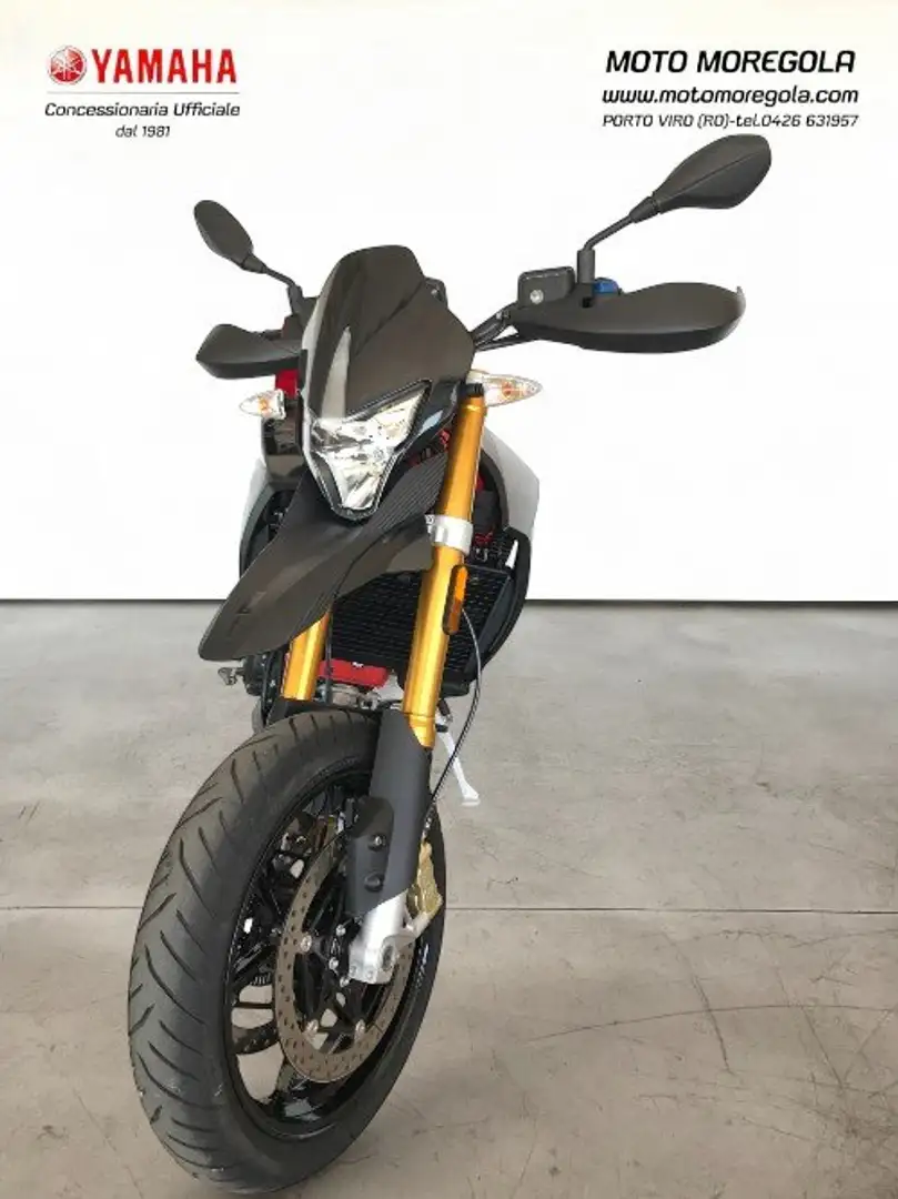 Aprilia Dorsoduro 900 Nero - 2