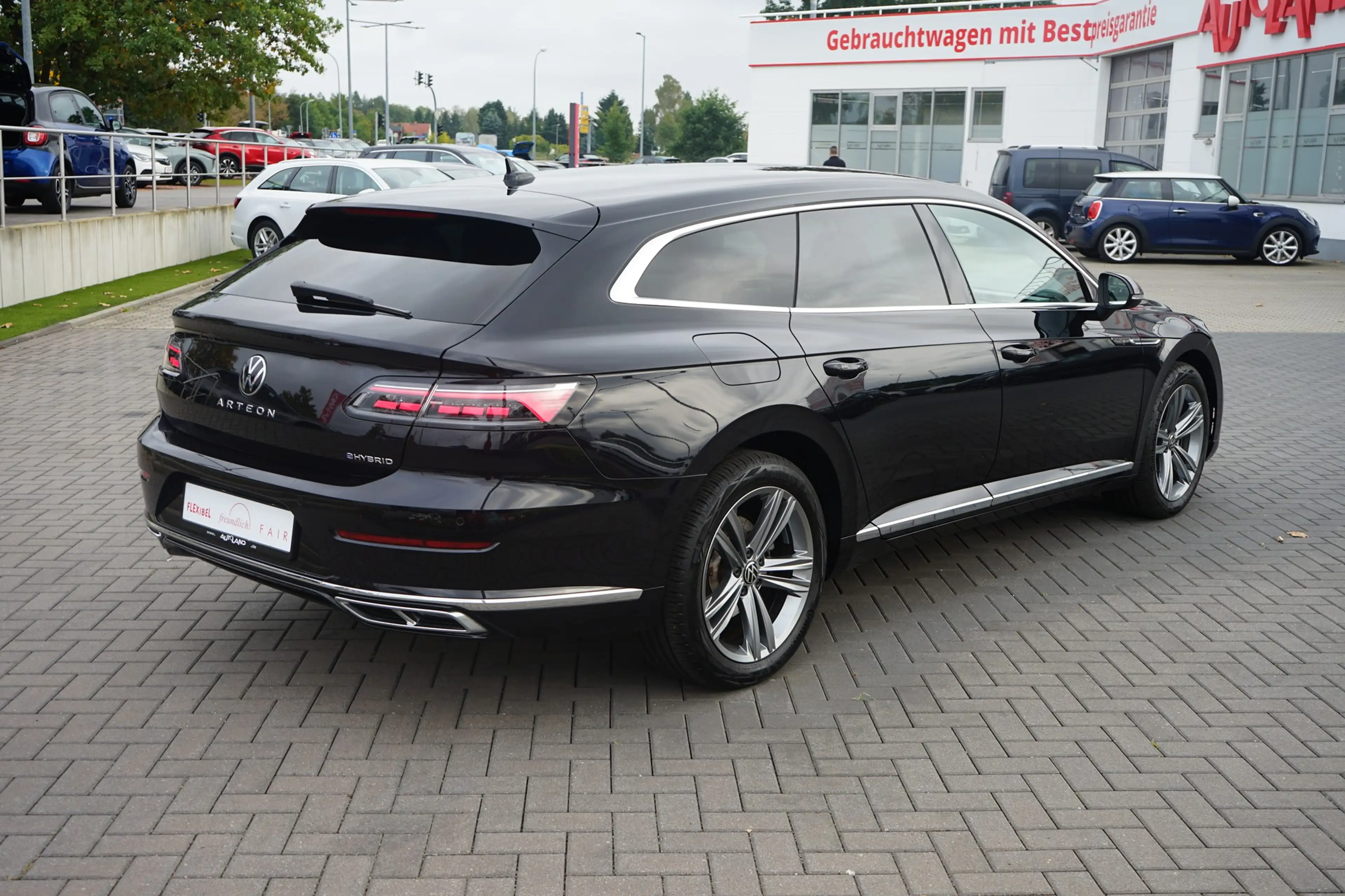 Volkswagen Arteon SB 1.4 TSI eHybrid R-Line LED 360° Navi — photo 6