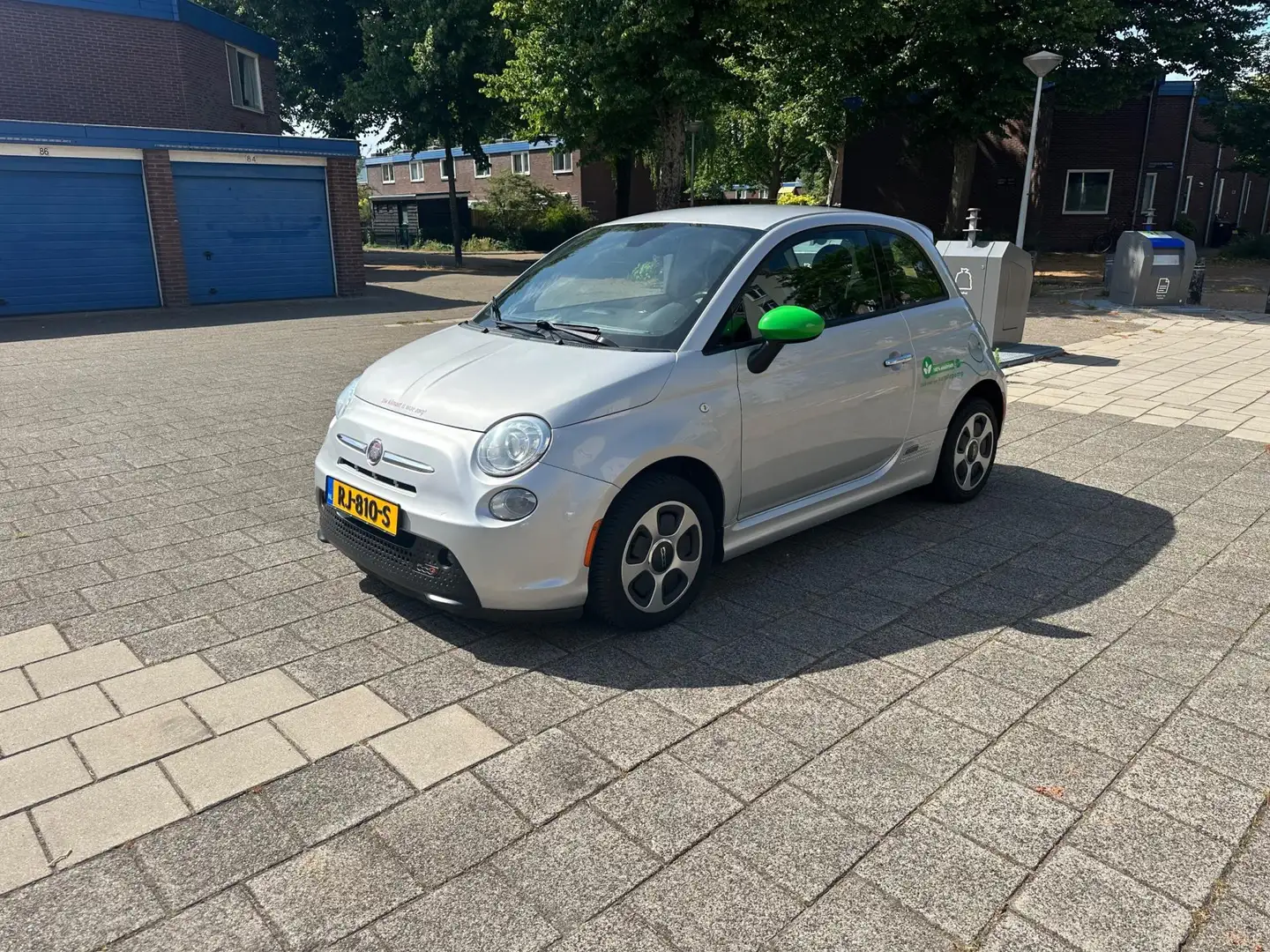 Fiat 500e 24kwh Silver Metallic Black Leather Grijs - 1