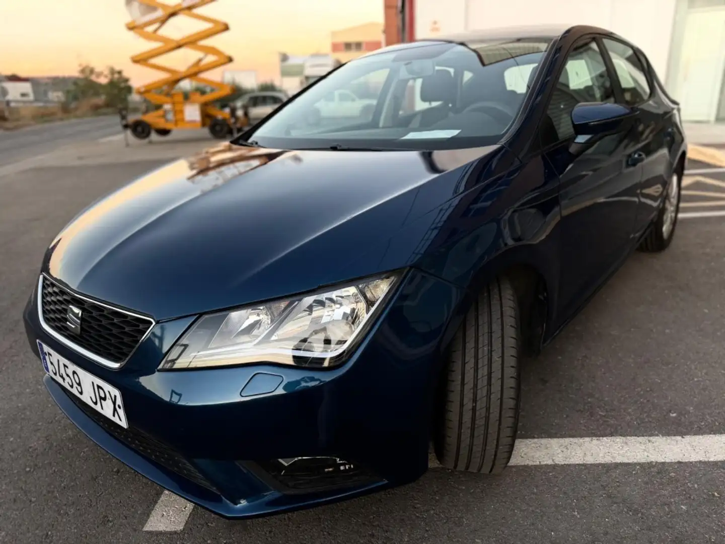 SEAT Leon 1.2 TSI S&S Reference 110 Azul - 2