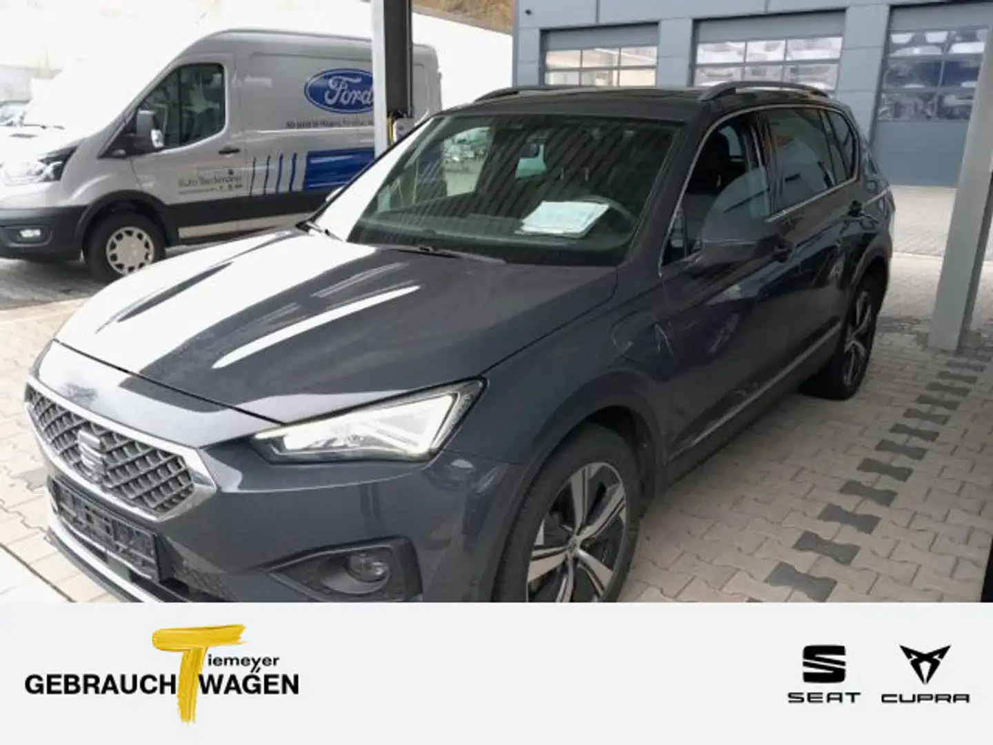 SEAT Tarraco 1.4 eHybrid XCELLENCE PANO LM19 AHK Grau - 1