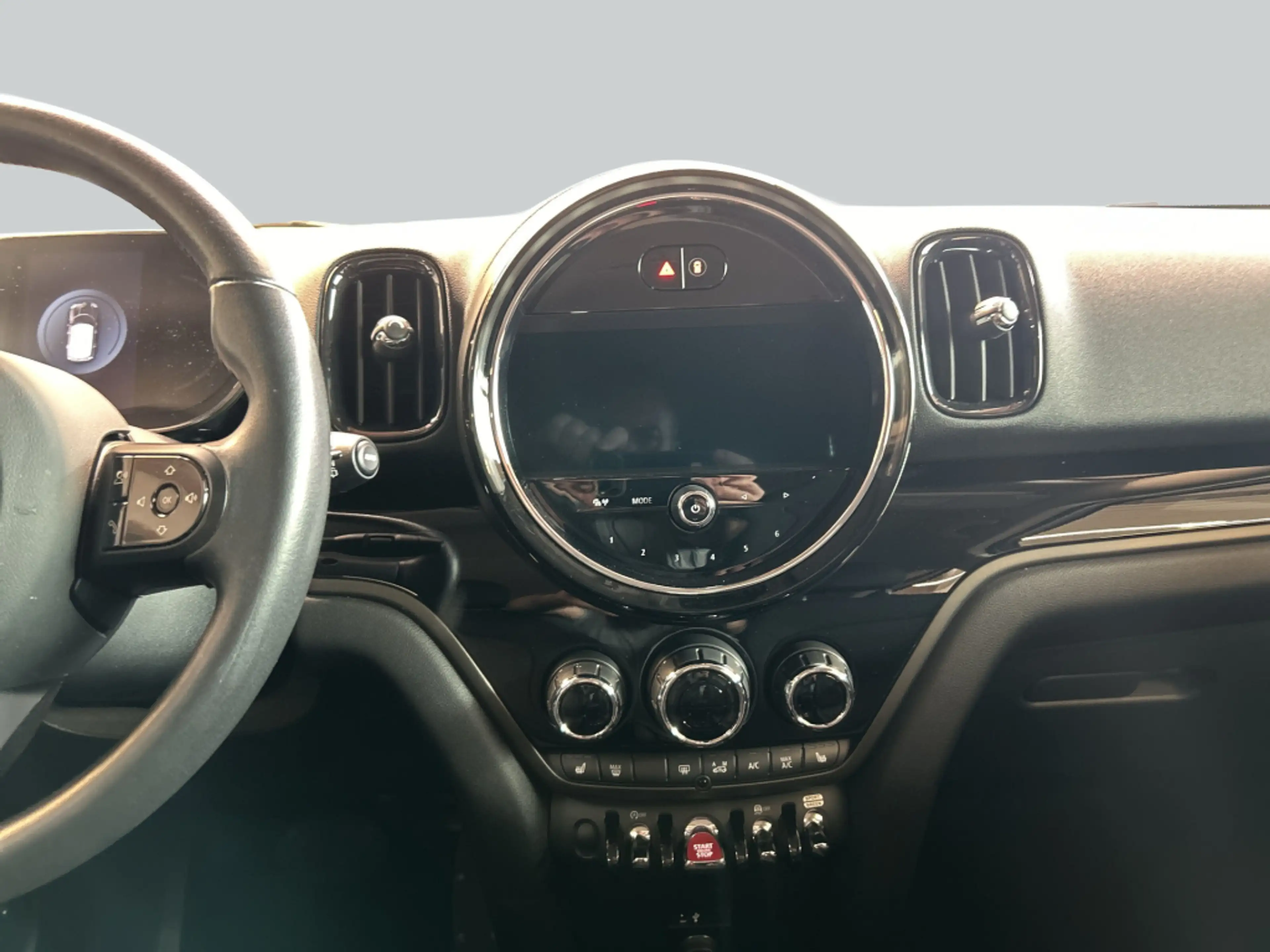 MINI Cooper Countryman Cooper Countryman Aut. Essential Trim LED Navi — photo 14
