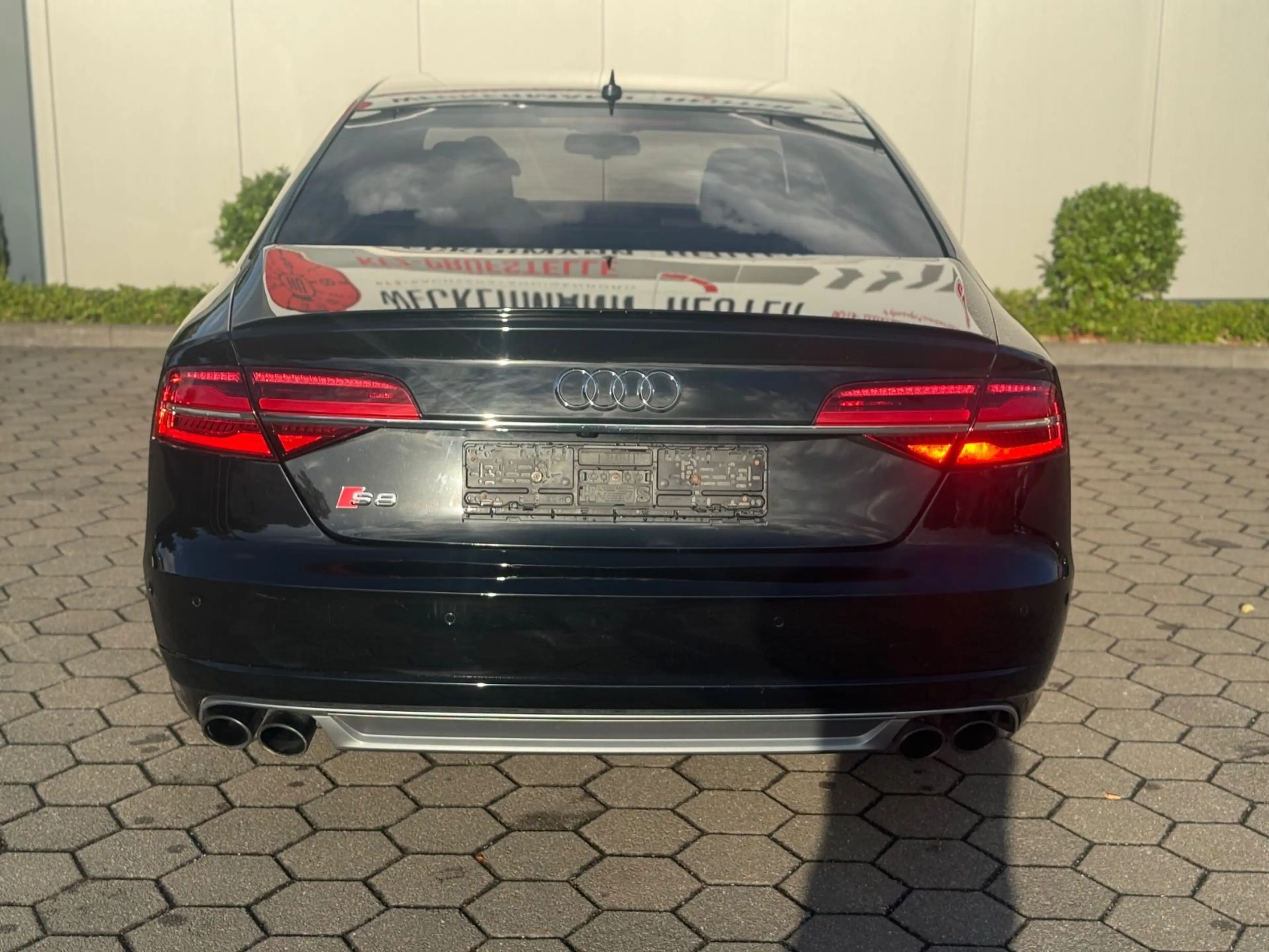 Audi S8 4.0 TFSI plus tiptronic quattro — photo 6